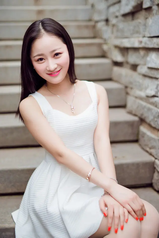 红河温州私人伴游商务伴游乔妹的联系方式！