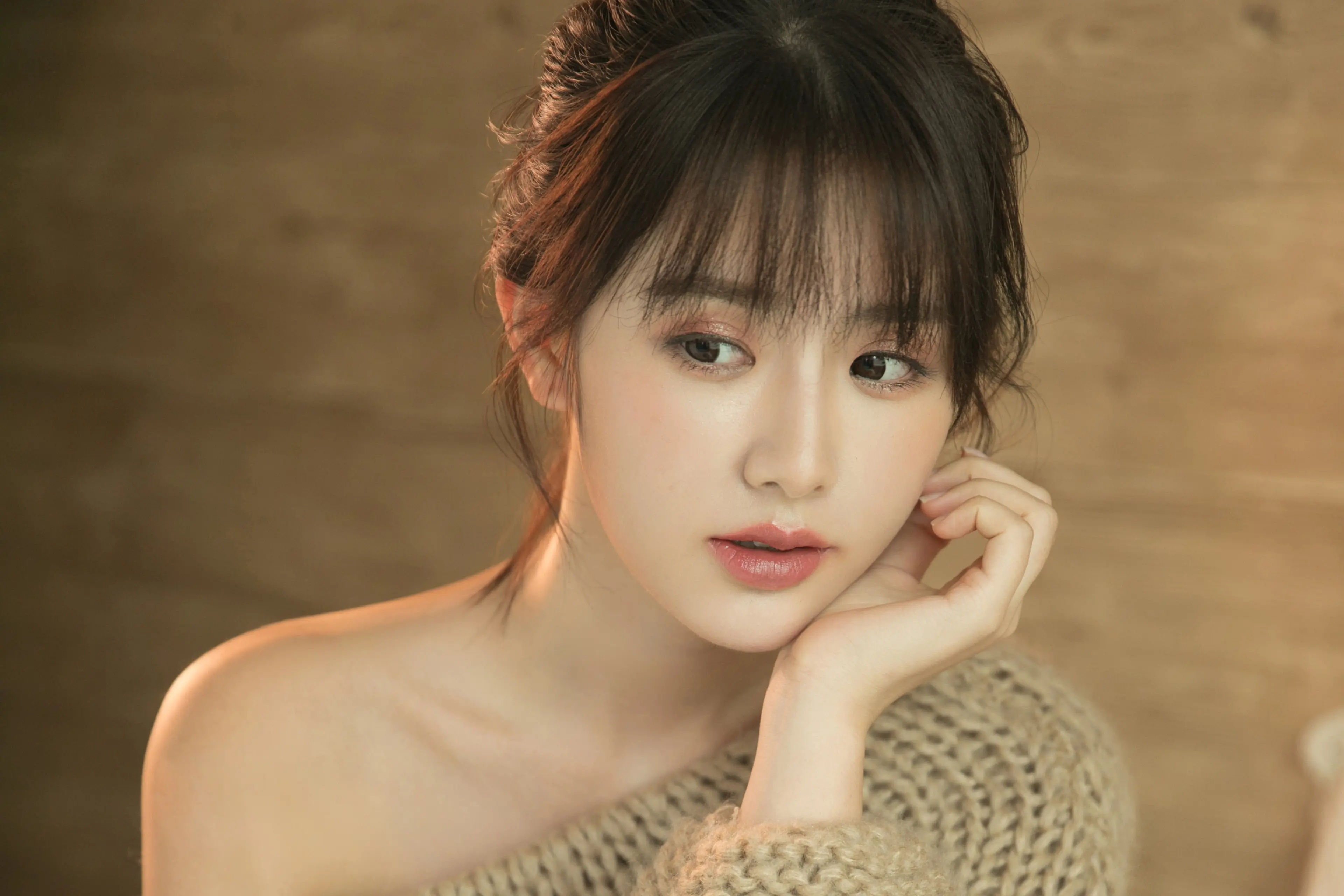 红河西宁私人伴游陈娟儿的联系方式