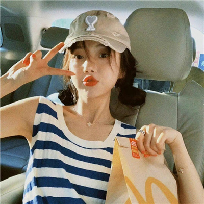 红河伴游女生铎忆柏的资料