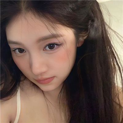 红河伴游女生百之的资料
