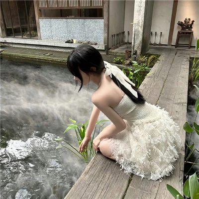 红河伴游女生仇吉月的资料